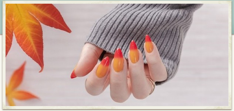 Autumn Gel X or Hybrid nails in grey sweater 