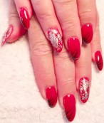 red dip nails w designs